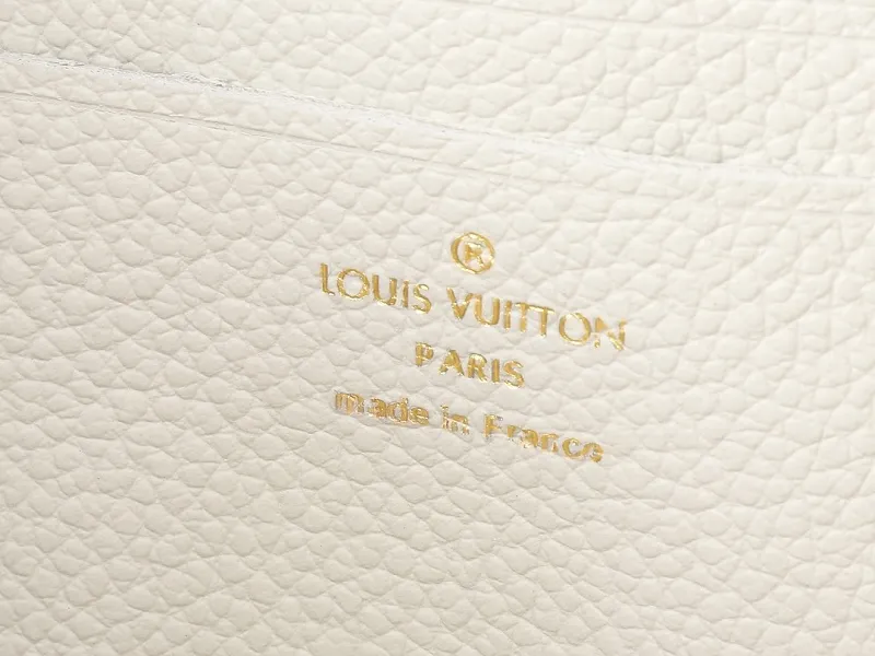 All Categories Official Website "Brand Women's Bags" Women's Bags 💙 LV LV 2026 New Crossbody Shoulder Bag