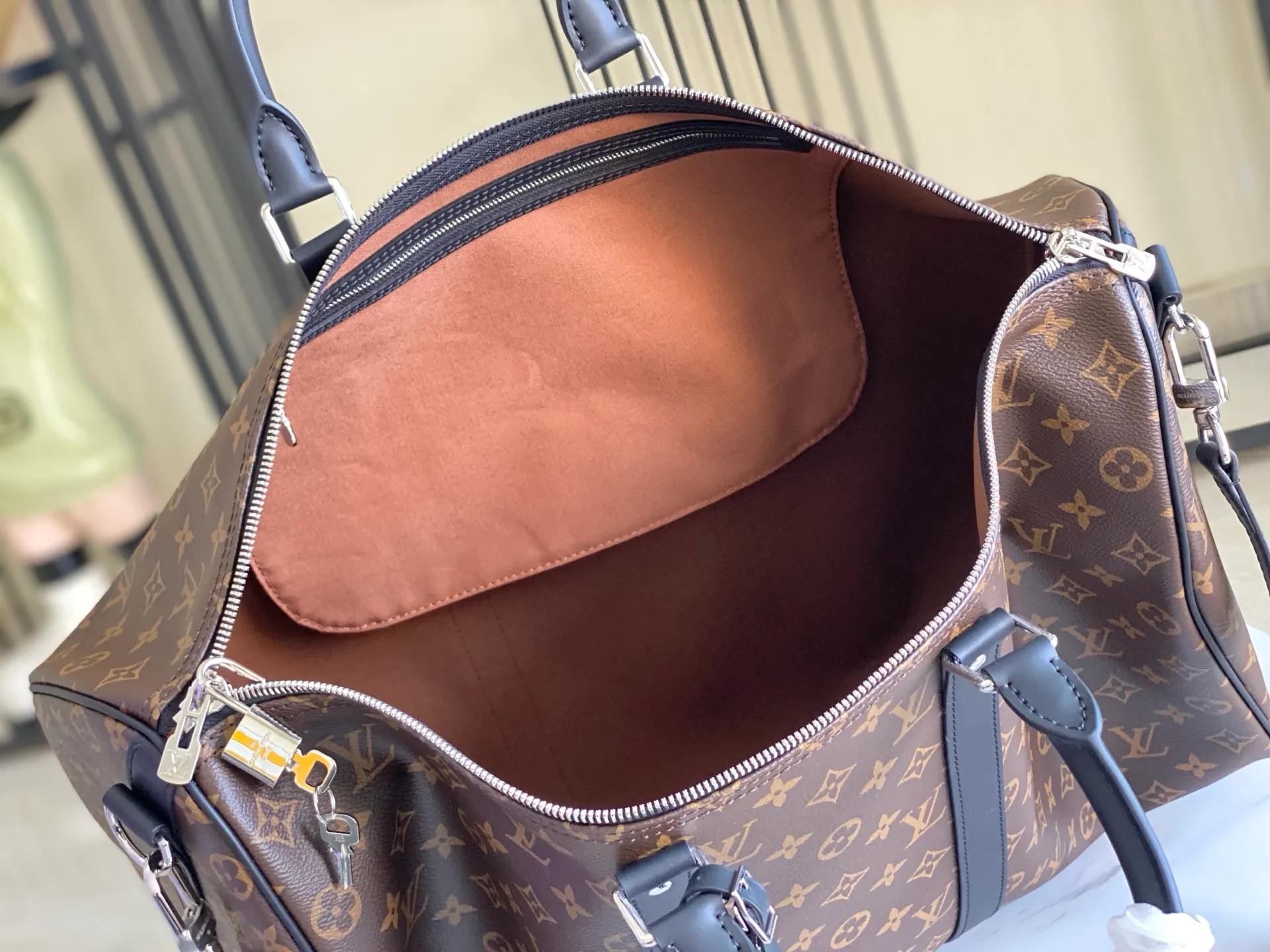 All Categories 💚 Authentic Grade Bags 💚 LV 2026 New LV Travel Bag