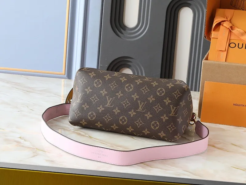 All Categories Official Website "Brand Women's Bags" Women's Bags 💙 LV 2025 New LV Crossbody Bag