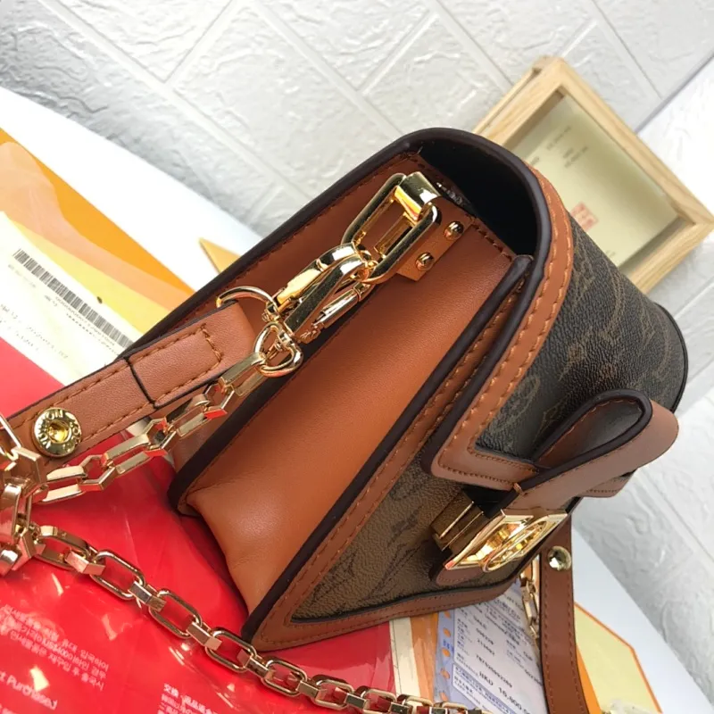 All categories Official website "Brand Women's Bags" Women's Bags 💙 LV 2022 official new Daphne crossbody bag wholesale 58001900 Original order quality Size: 20-16-10 cm