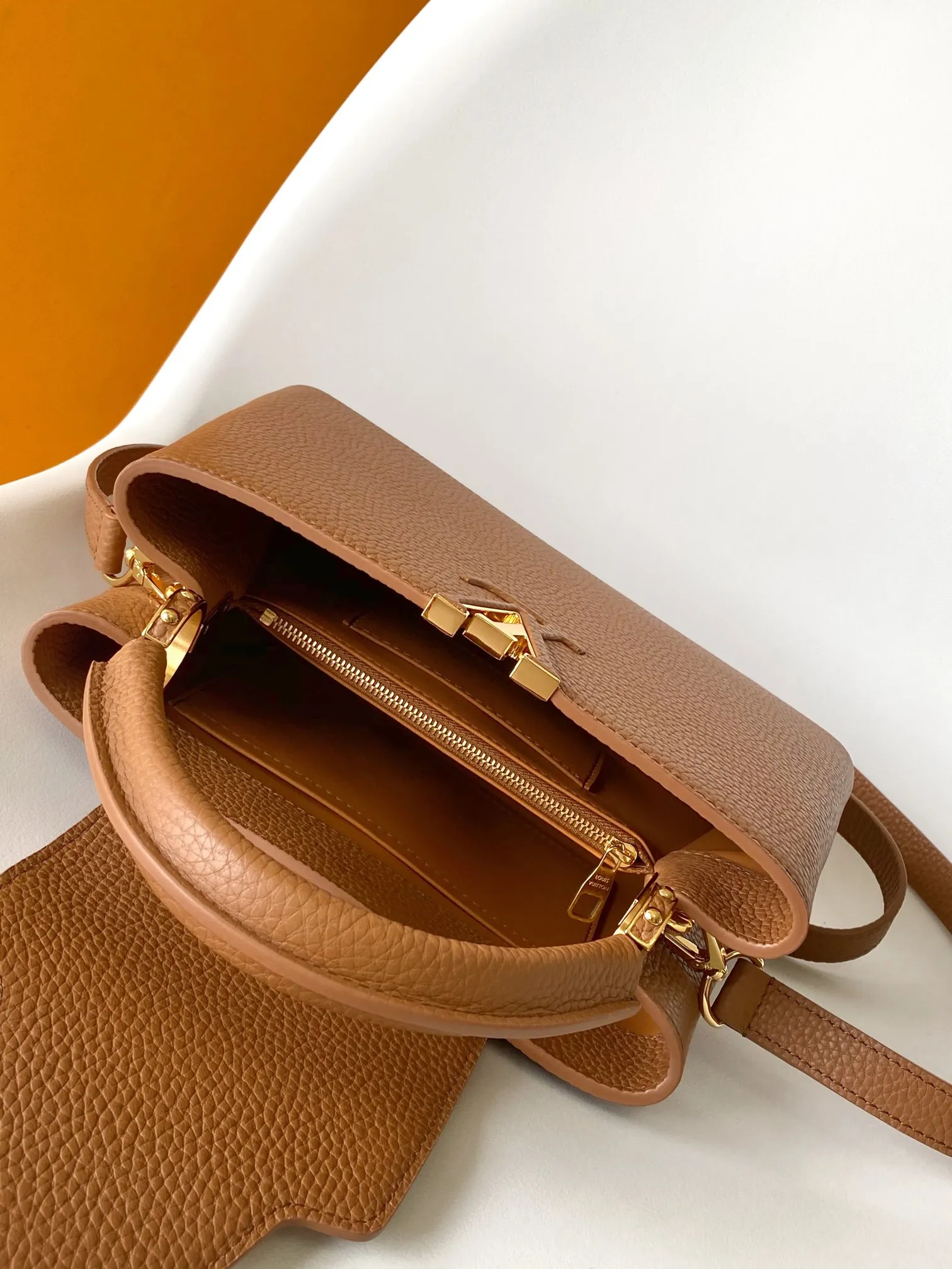 All Categories Official Website "Brand Women's Bags" Women's Bags 💙 LV 2026 Official Website New LV Crossbody Bag
