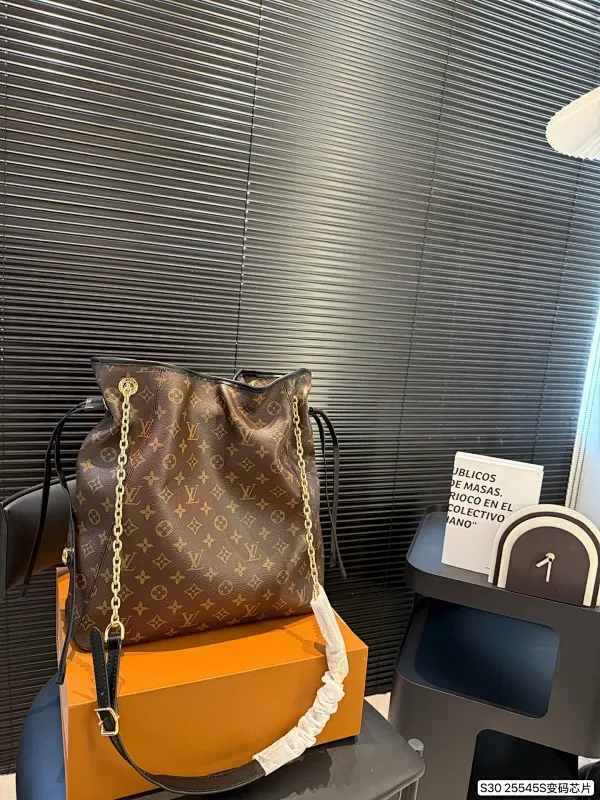 All Categories Official Website "Brand Women's Bags" Women's Bags 💙 LV 2025 New LV Crossbody Bag