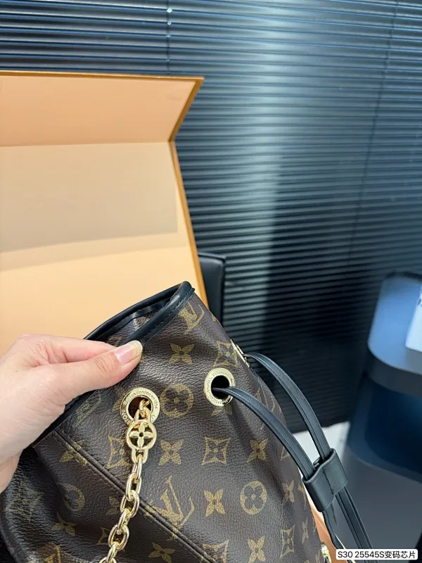 All Categories Official Website "Brand Women's Bags" Women's Bags 💙 LV 2025 New LV Crossbody Bag