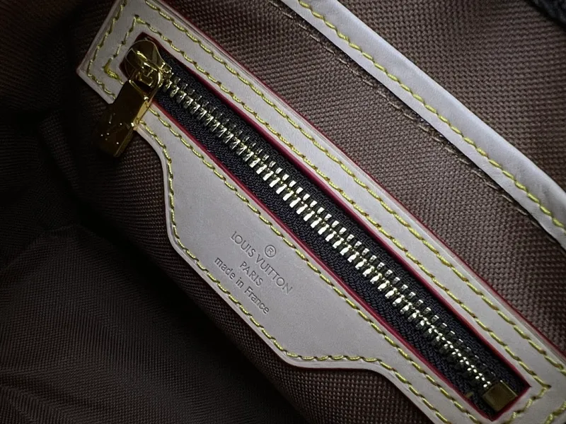 All categories Official website "Brand Women's Bags" Women's Bags 💙 LV 2022 official new LV handbag wholesale 58001300 High quality Size: 23-21-8 CM