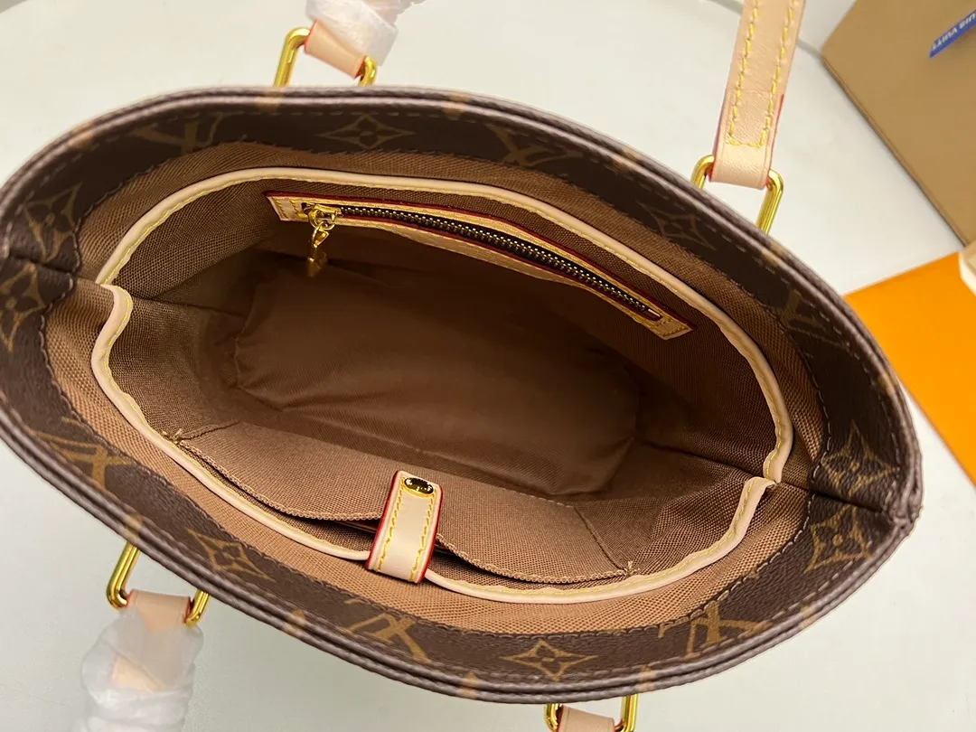 All categories Official website "Brand Women's Bags" Women's Bags 💙 LV 2022 official new LV handbag wholesale 58001300 High quality Size: 23-21-8 CM