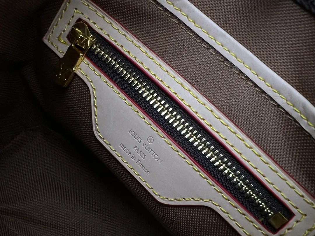 All categories Official website "Brand Women's Bags" Women's Bags 💙 LV 2022 official new LV handbag wholesale 58001300 High quality Size: 23-21-8 CM