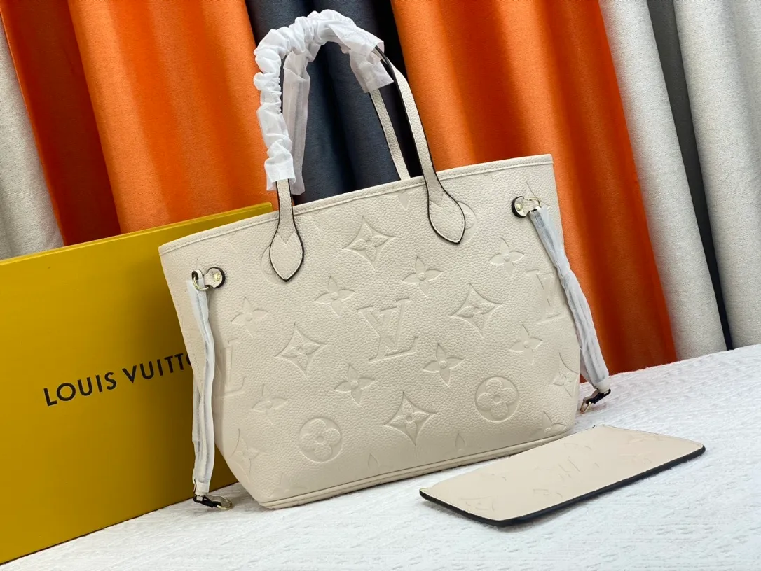 All categories Official website "Brand Women's Bags" Women's Bags 💙 LV replica LV, fine imitation LV bags, LV shoulder bags, 2023 official latest version LV full leather embossed handbag, bag factory, original material, size: 32-29-17CM