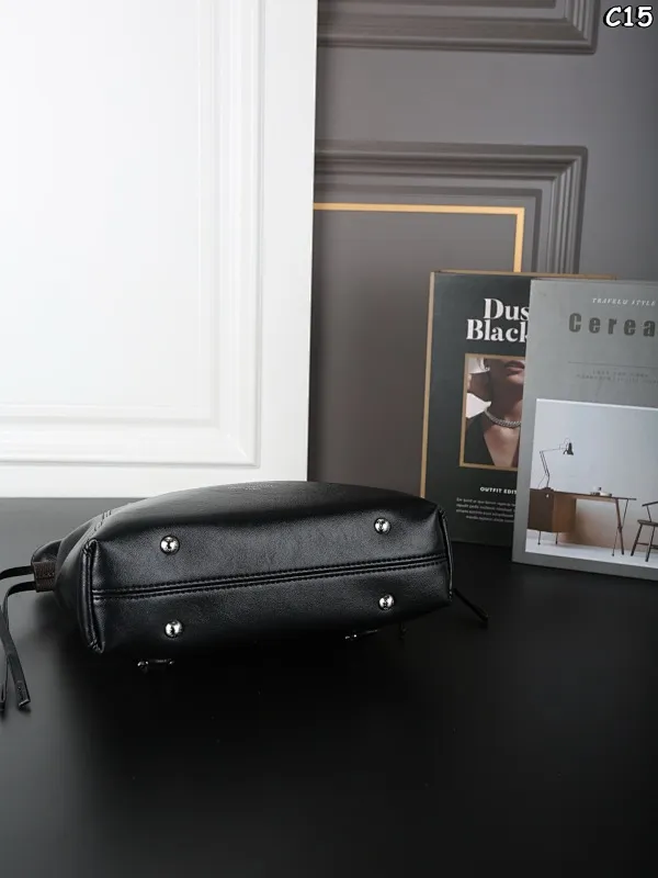 All Categories Official Website "Brand Women's Bags" Women's Bags 💙 LV 2025 New LV Crossbody Bag