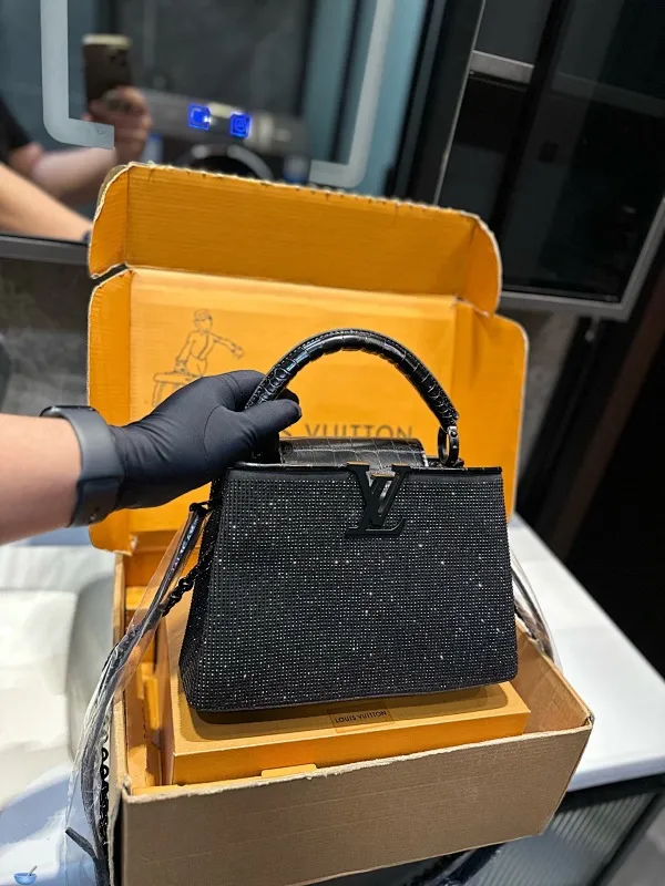 All Categories Official Website "Brand Women's Bags" Women's Bags 💙 LV 2025 New LV Crossbody Bag