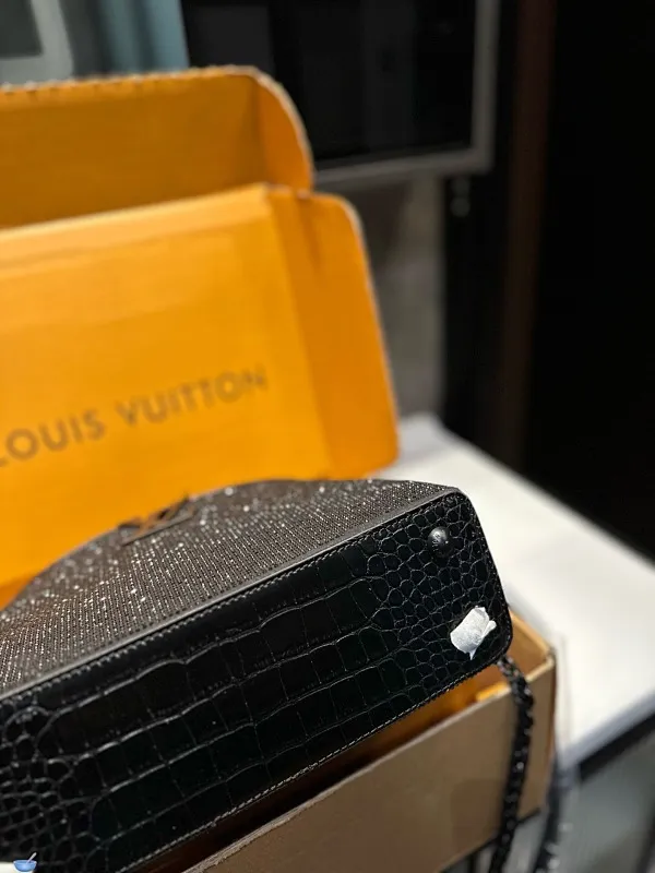 All Categories Official Website "Brand Women's Bags" Women's Bags 💙 LV 2025 New LV Crossbody Bag