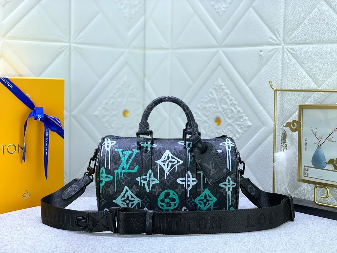 All categories Official website "Brand Women's Bags" Women's Bags 💙 LV replica LV, fine imitation LV bags, LV handbags, 2023 official latest version LV leather travel bag, bag factory, original material, size: 25-15-11CM