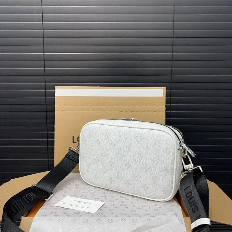 All Categories Official Website "Brand Women's Bags" Women's Bags 💙 LV 2025 New LV Crossbody Bag