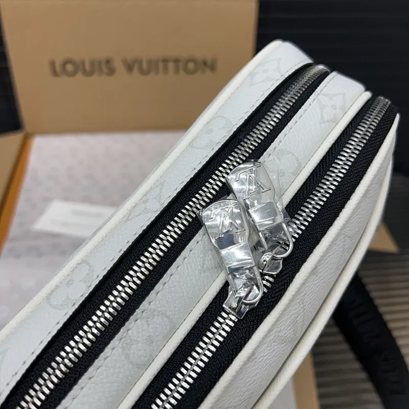 All Categories Official Website "Brand Women's Bags" Women's Bags 💙 LV 2025 New LV Crossbody Bag