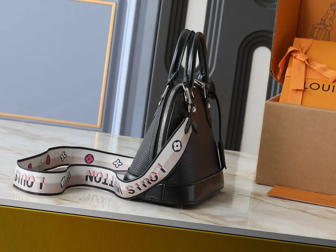 All Categories Official Website "Brand Women's Bags" Women's Bags 💙 LV 2025 New LV Crossbody Bag