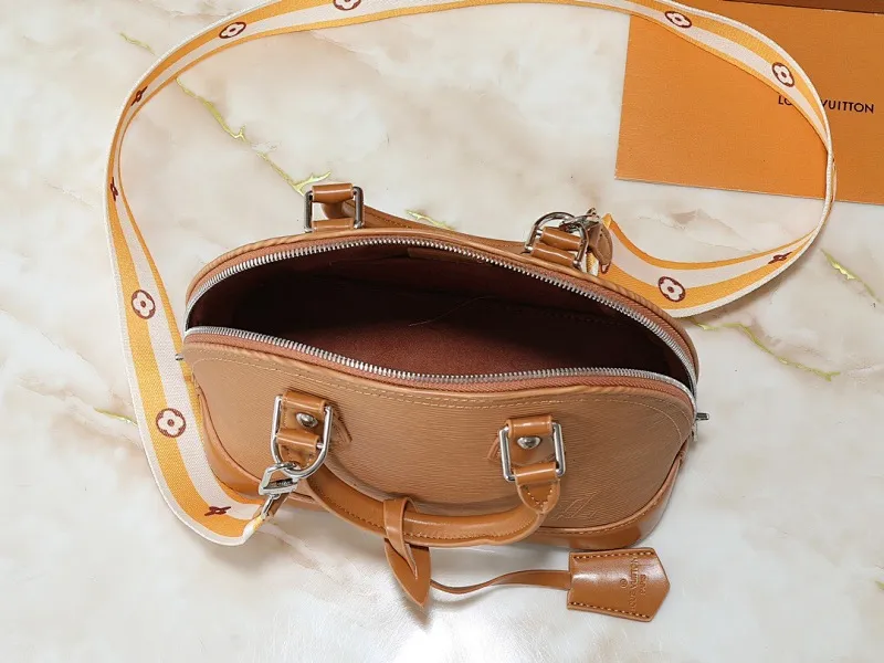 All Categories Official Website "Brand Women's Bags" Women's Bags 💙 LV 2025 New LV Crossbody Bag