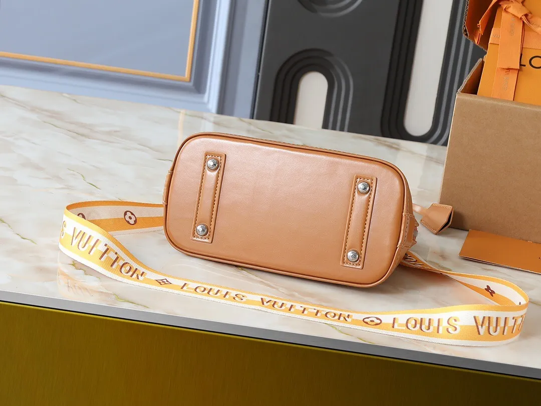 All Categories Official Website "Brand Women's Bags" Women's Bags 💙 LV 2025 New LV Crossbody Bag