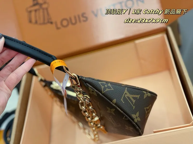 All categories Official website "Brand Women's Bags" Women's Bags 💙 LV 2025 new LV armpit bag