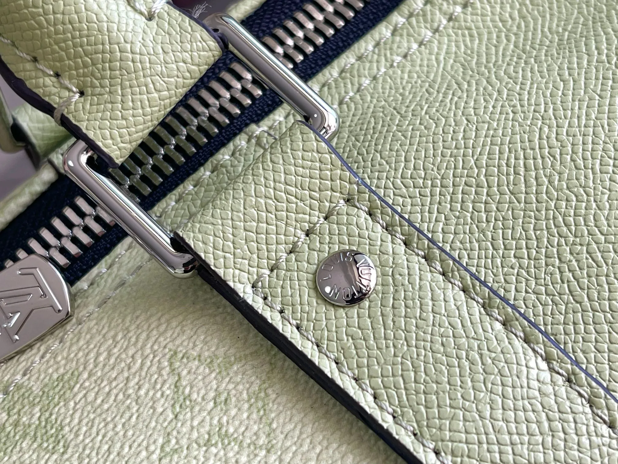 All categories 💚 Authentic bags 💚 LV 2026 new LV travel bag