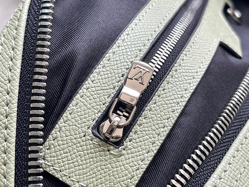 All categories 💚 Authentic bags 💚 LV 2026 new LV travel bag