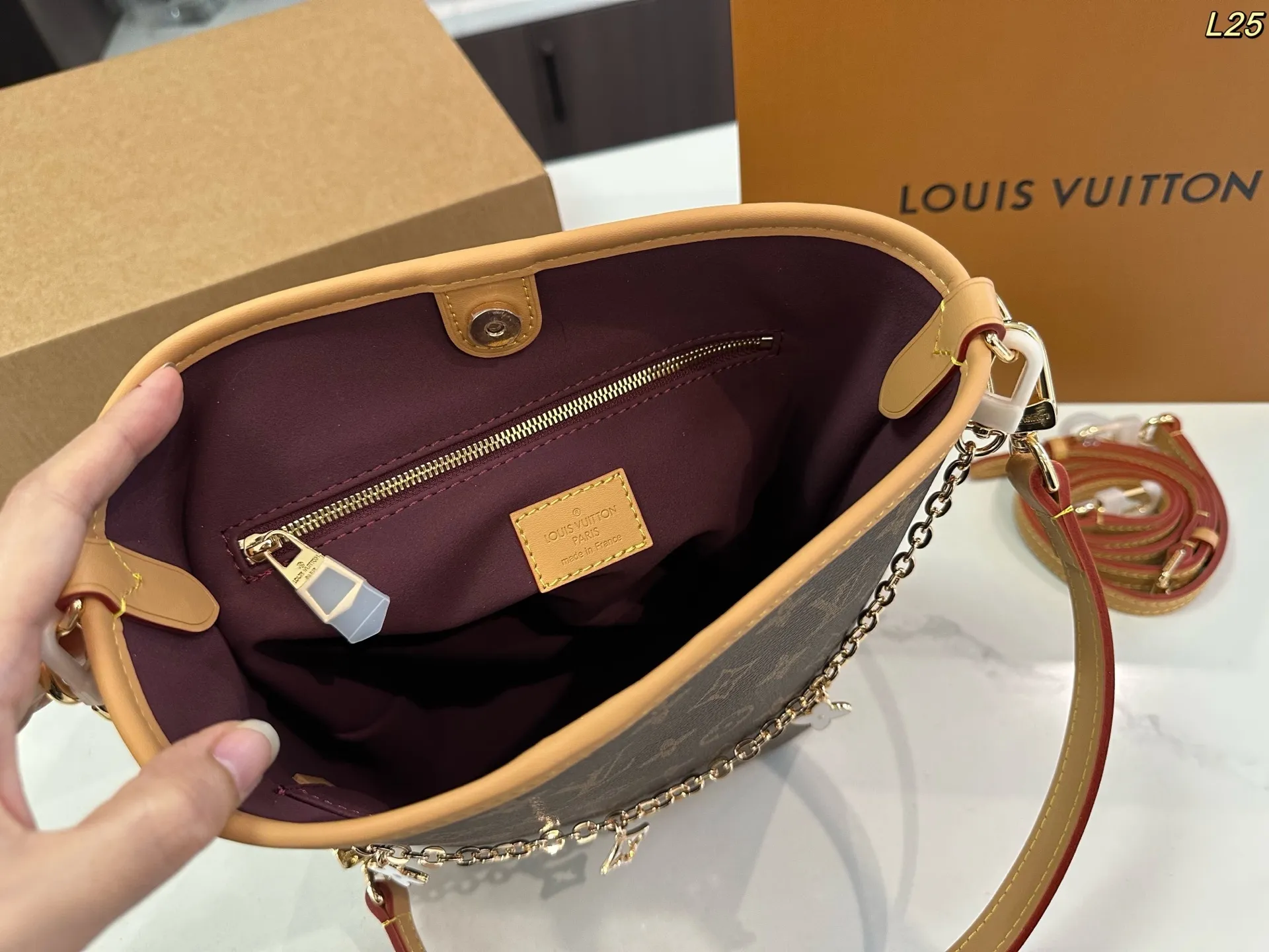 All Categories Official Website "Brand Women's Bags" Women's Bags 💙 LV 2025 New LV Crossbody Bag