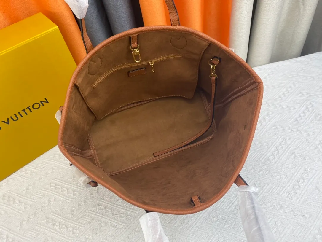 All categories Official website "Brand Women's Bags" Women's Bags 💙 LV replica LV, fine imitation LV bags, LV shoulder bags, 2023 official latest version LV full leather embossed handbag, bag factory, original material, size: 32-29-17CM