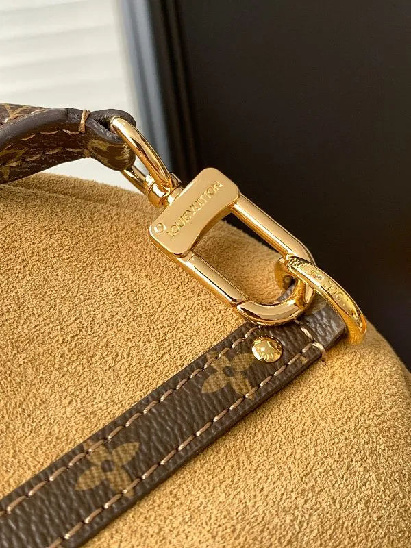 All Categories Official Website "Brand Women's Bags" Women's Bags 💙 LV 2026 Official Website New LV Crossbody Bag