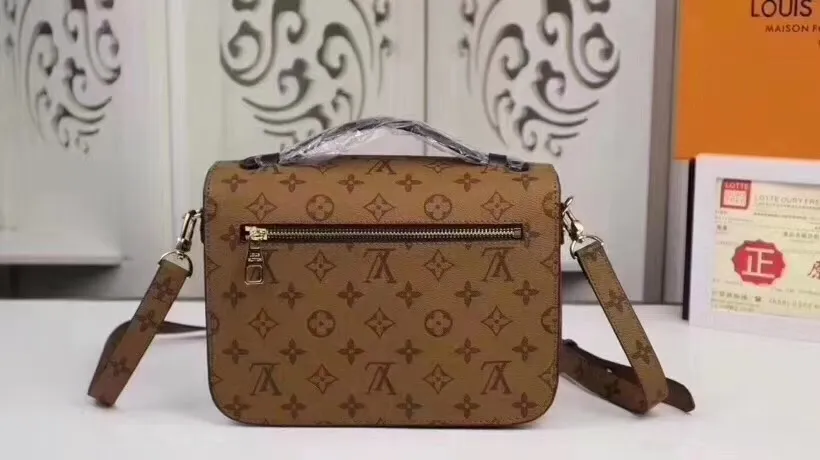 All categories Official website "Brand Women's Bags" Women's Bags 💙 LV fine imitation LV, high imitation LV bags, LV crossbody bags, 2023 official latest version LV messenger bag, LV bag factory, recommended bags, size: 25-17CM