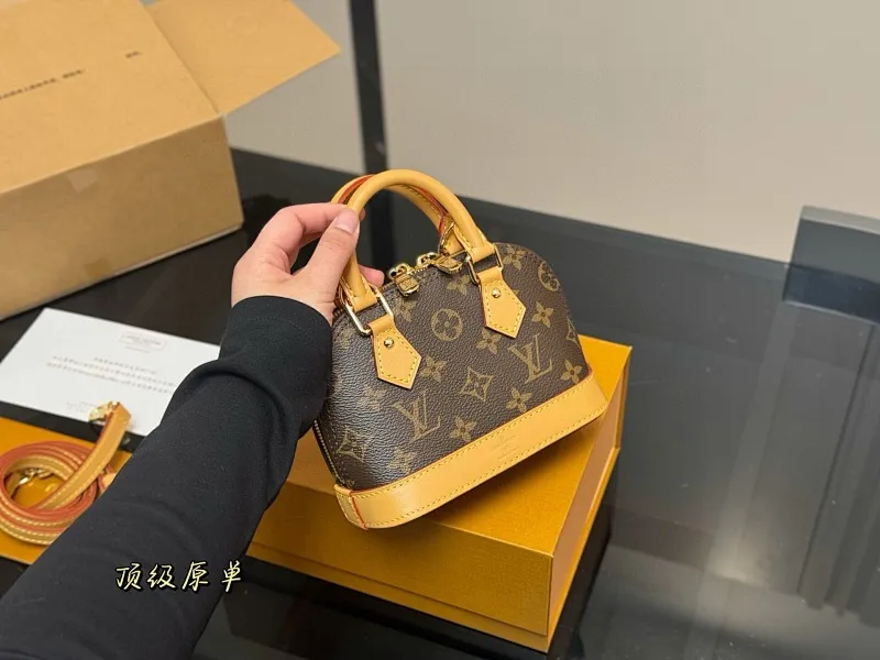 All Categories Official Website "Brand Women's Bags" Women's Bags 💙 LV 2025 New LV Crossbody Bag