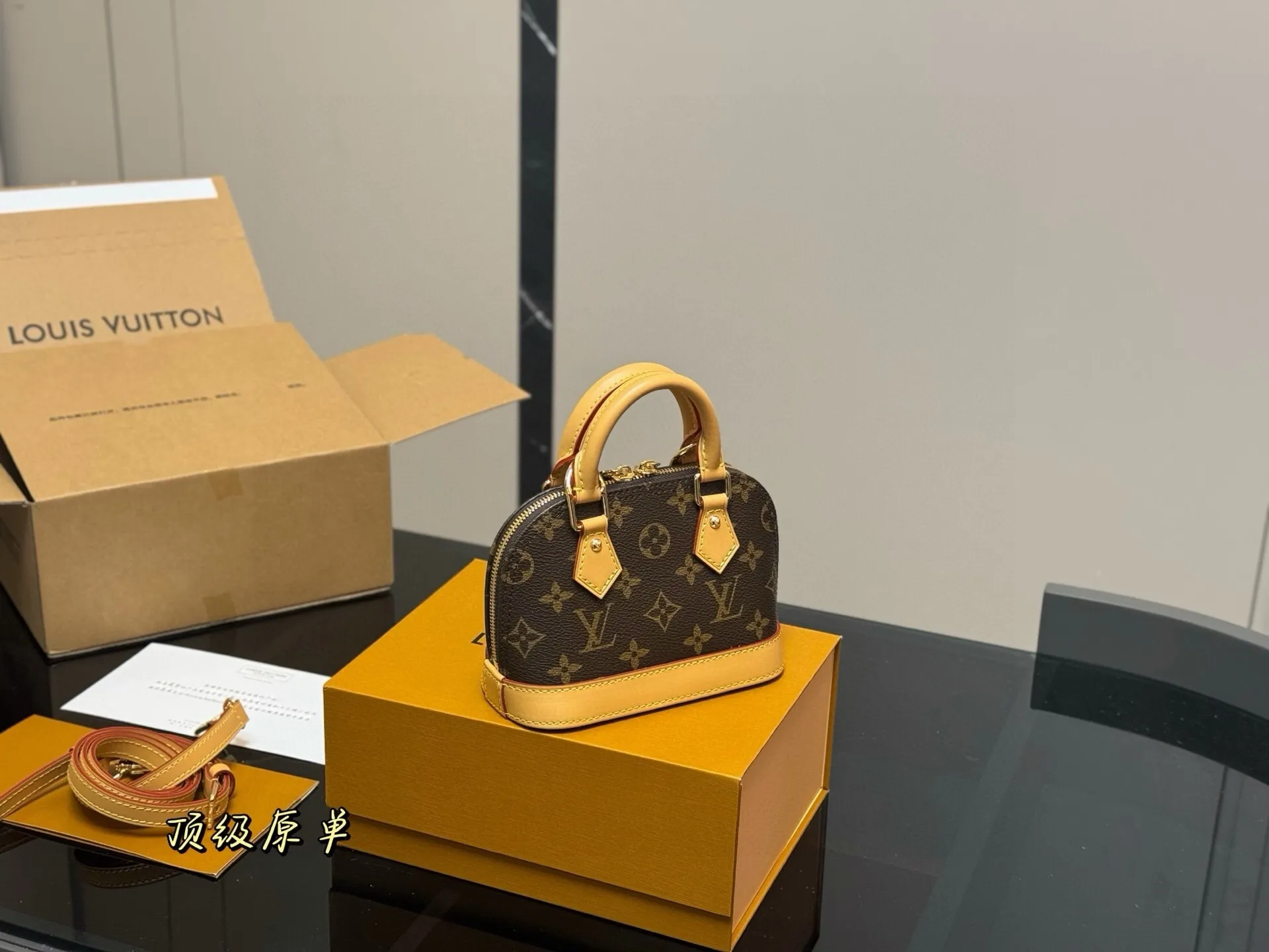 All Categories Official Website "Brand Women's Bags" Women's Bags 💙 LV 2025 New LV Crossbody Bag