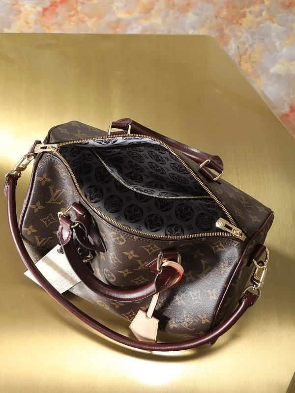 All Categories Official Website "Brand Women's Bags" Women's Bags 💙 LV 2026 Official Website New LV Crossbody Bag