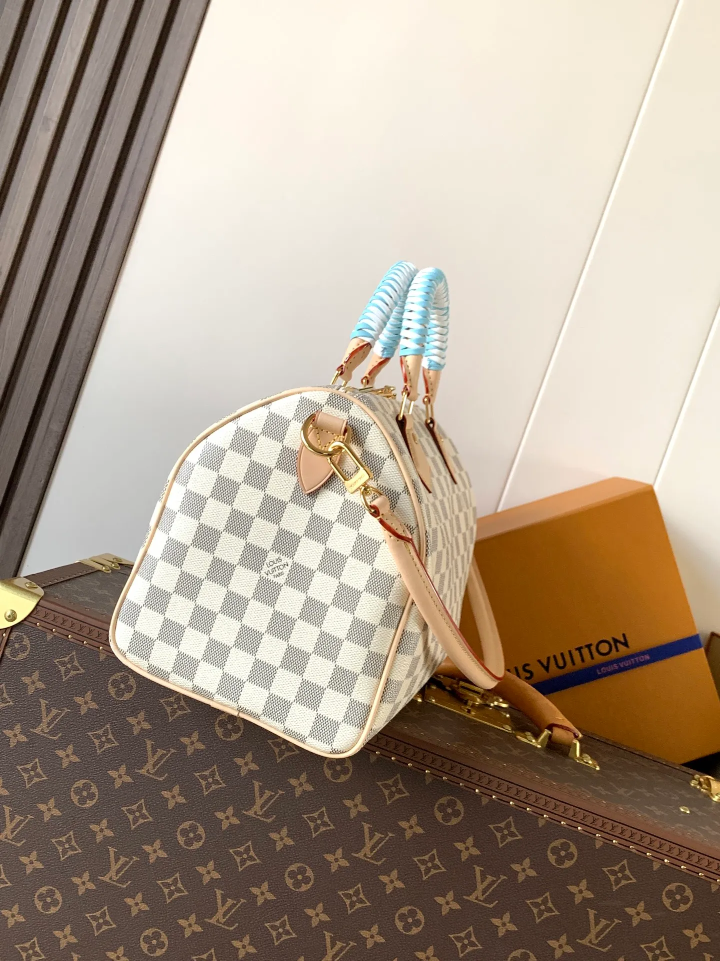 All categories Official website "Brand Women's Bags" Women's Bags 💙 LV 2026 new LV hand-held crossbody bag