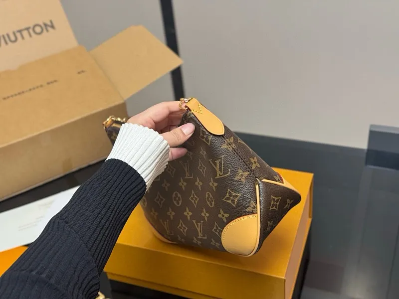 All Categories Official Website "Brand Women's Bags" Women's Bags 💙 LV 2025 New LV Crossbody Bag