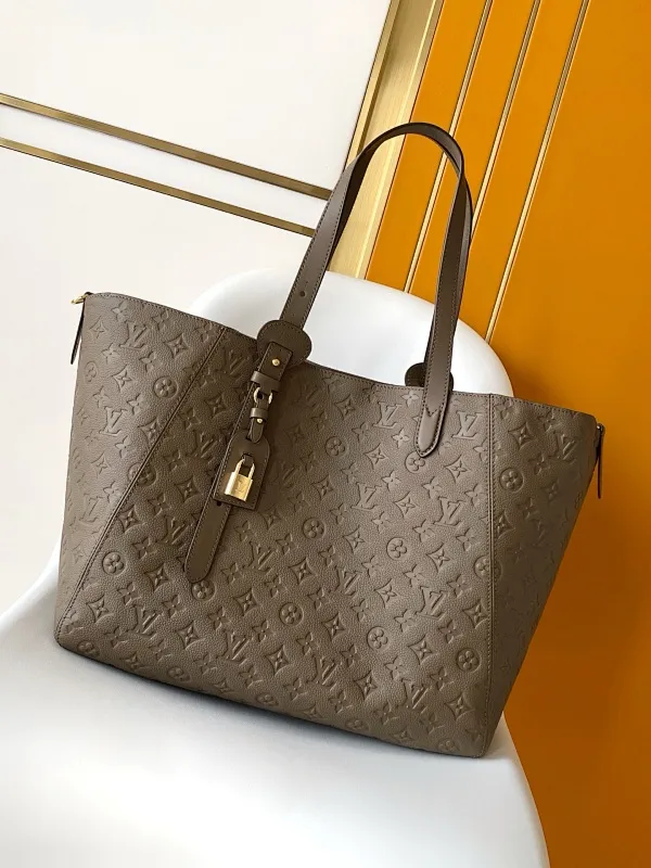 All Categories Official Website "Brand Women's Bags" Women's Bags 💙 LV 2025 New LV Handbags