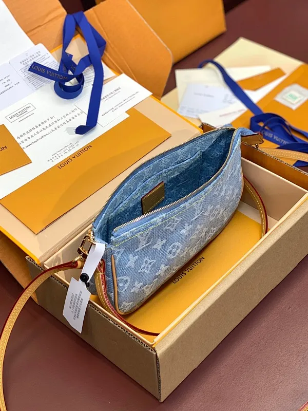 All Categories Official Website "Brand Women's Bags" Women's Bags 💙 LV 2025 New LV Crossbody Bag