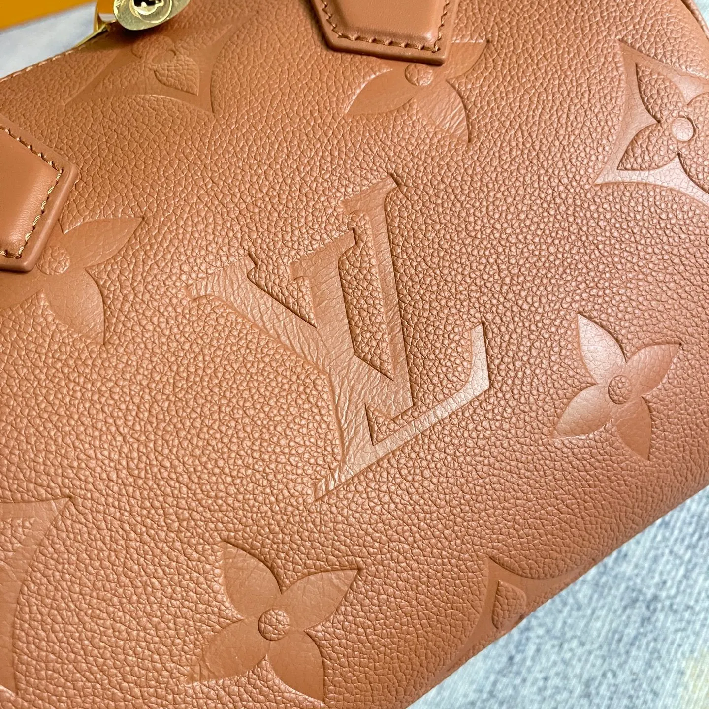 All Categories Official Website "Brand Women's Bags" Women's Bags 💙 LV 2026 New LV Crossbody Bag