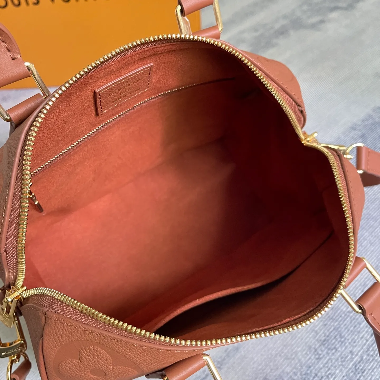 All Categories Official Website "Brand Women's Bags" Women's Bags 💙 LV 2026 New LV Crossbody Bag