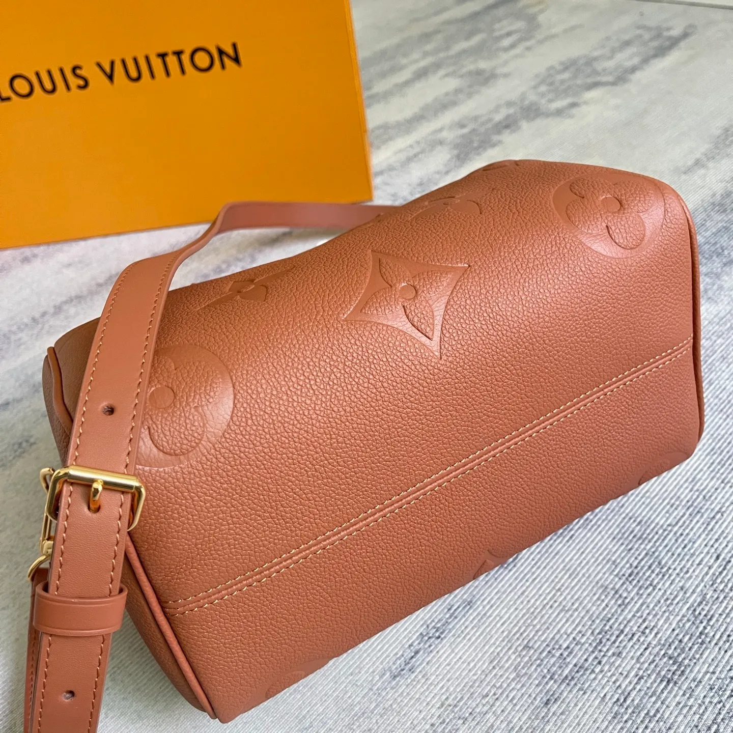 All Categories Official Website "Brand Women's Bags" Women's Bags 💙 LV 2026 New LV Crossbody Bag