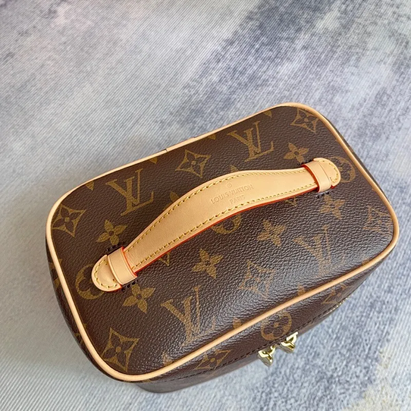All Categories Official Website "Brand Women's Bags" Women's Bags 💙 LV 2025 New LV Cosmetic Bag