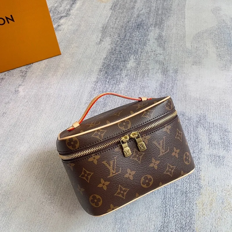 All Categories Official Website "Brand Women's Bags" Women's Bags 💙 LV 2025 New LV Cosmetic Bag