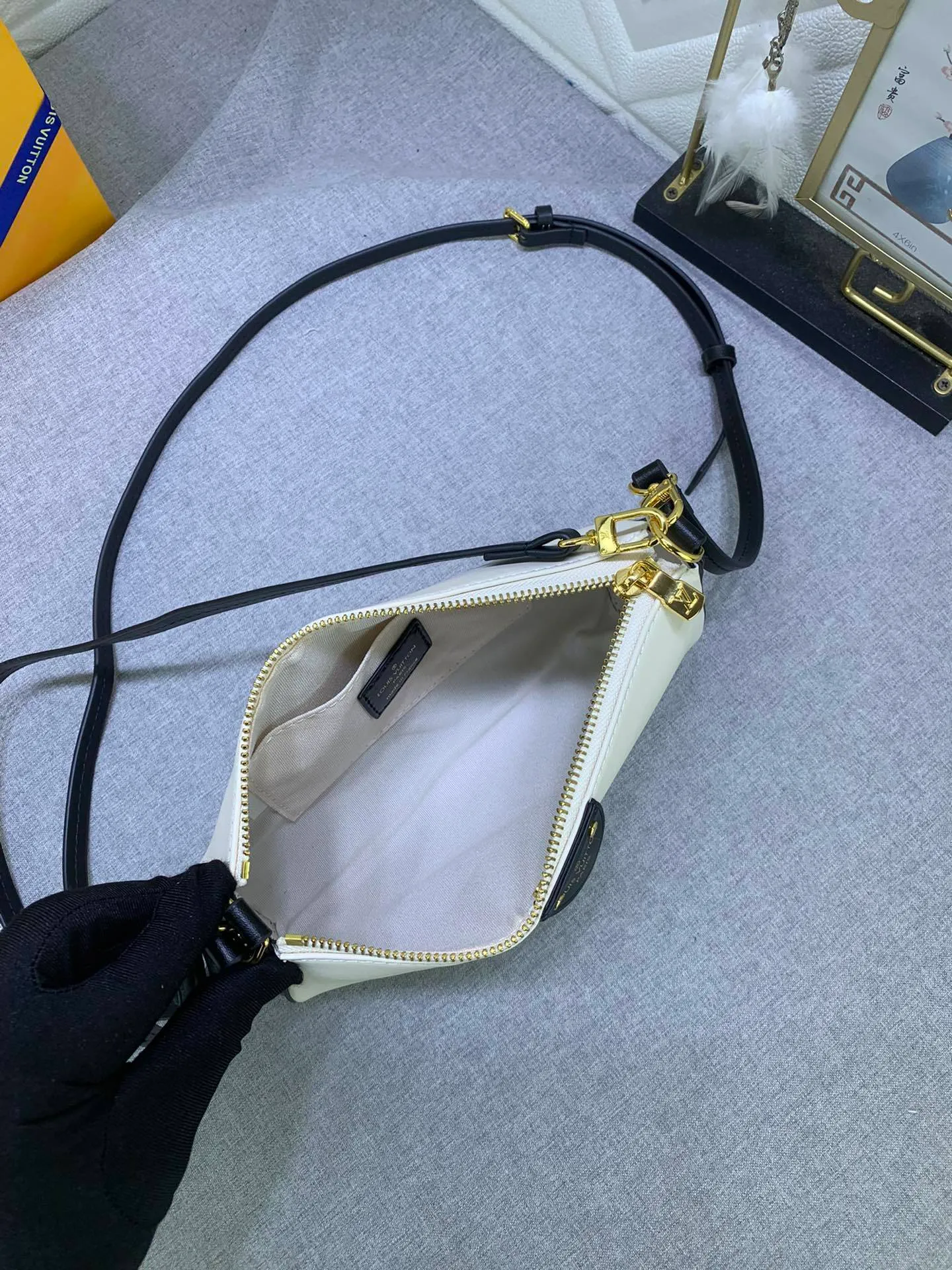 All Categories Official Website "Brand Women's Bags" Women's Bags 💙 LV 2024 New LV Crossbody Bag