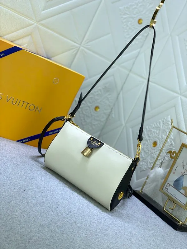 All Categories Official Website "Brand Women's Bags" Women's Bags 💙 LV 2024 New LV Crossbody Bag