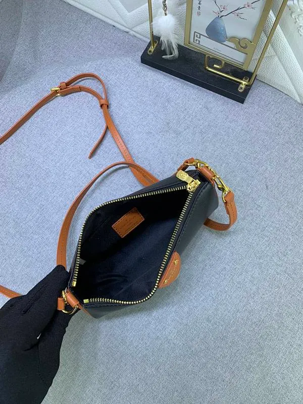 All Categories Official Website "Brand Women's Bags" Women's Bags 💙 LV 2024 New LV Crossbody Bag