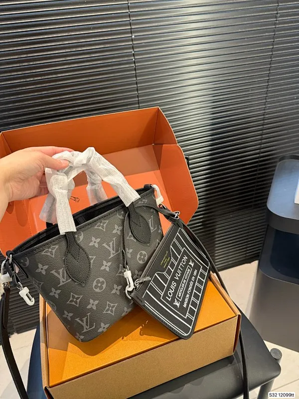 All Categories Official Website "Brand Women's Bags" Women's Bags 💙 LV 2025 New LV Crossbody Bag