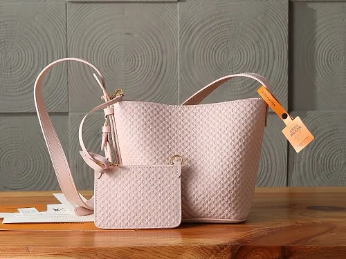 All Categories Official Website "Brand Women's Bags" Women's Bags 💙 LV LV 2026 New Crossbody Shoulder Bag