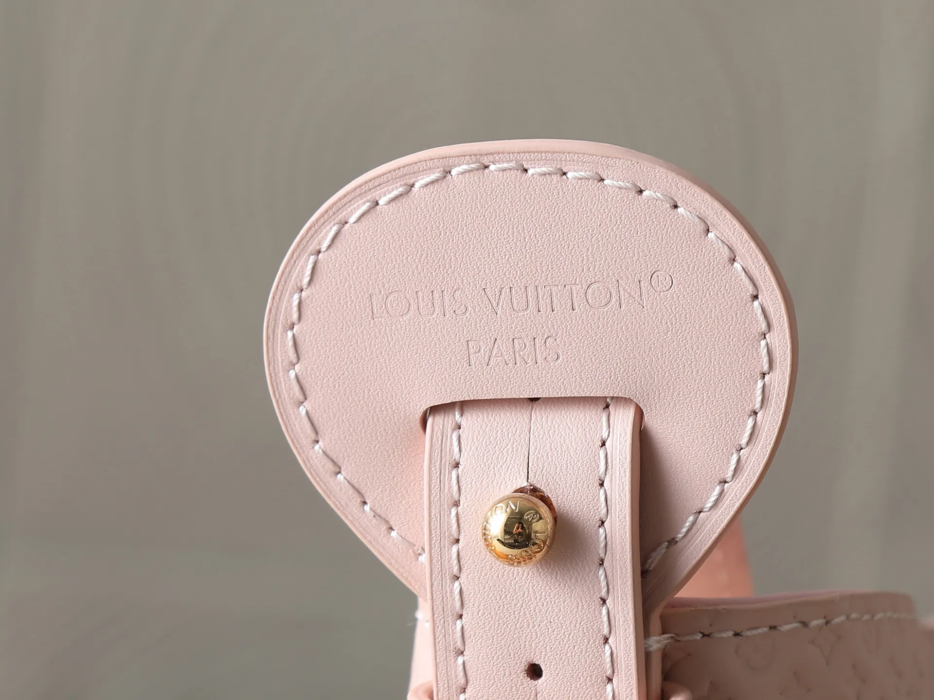 All Categories Official Website "Brand Women's Bags" Women's Bags 💙 LV LV 2026 New Crossbody Shoulder Bag