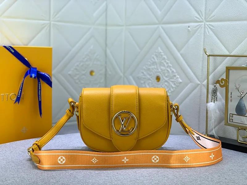 All Categories Official Website "Brand Women's Bags" Women's Bags 💙 LV Pont9 pebbled messenger bag. Handbags LV Pont 9 Soft handbag is made of grained calfskin and injects an elegant atmosphere with the LV Circle logo derived from the brand archives. Monogram flower cluster hidden under the flap, Monogram flower on the shoulder