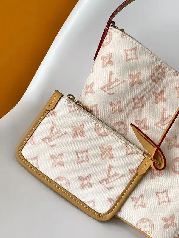 All Categories Official Website "Brand Women's Bags" Women's Bags 💙 LV 2026 New LV Crossbody Bag