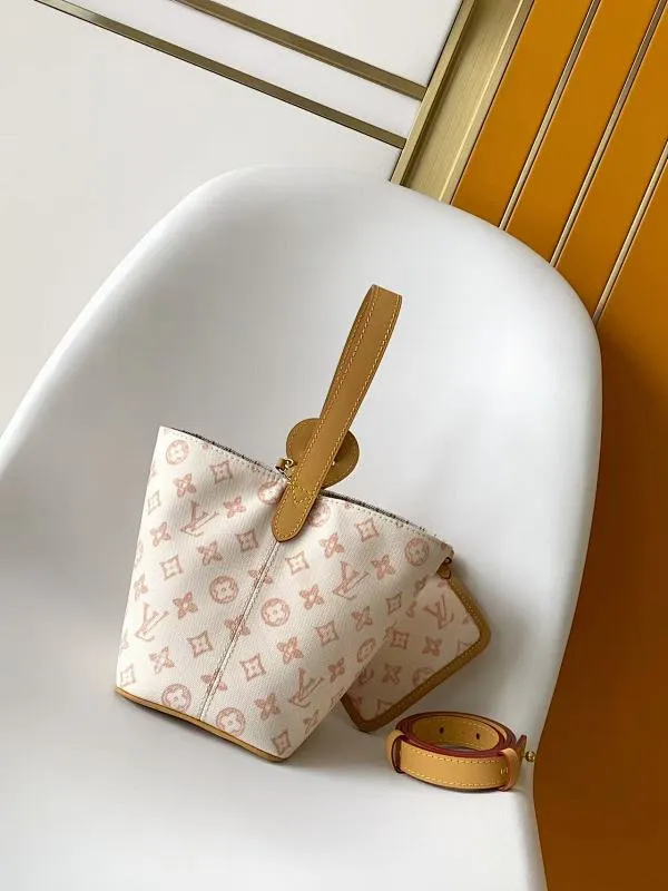 All Categories Official Website "Brand Women's Bags" Women's Bags 💙 LV 2026 New LV Crossbody Bag