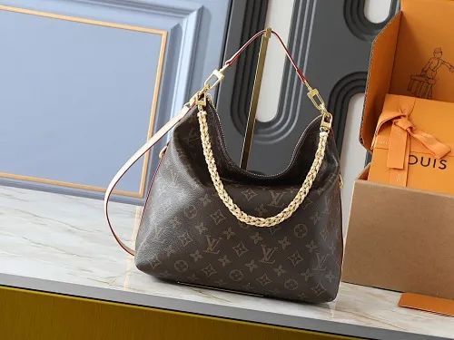All categories Official website "Brand Women's Bags" Women's Bags 💙 LV 2025 new LV armpit bag