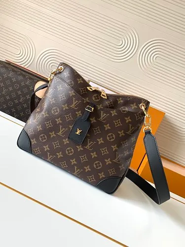 All Categories Official Website "Brand Women's Bags" Women's Bags 💙 LV 2026 Official Website New LV Crossbody Bag